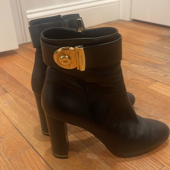 Booties - Picture 11 of 17